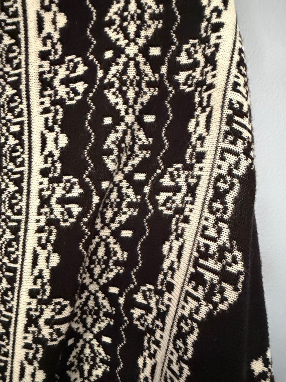Romeo & Juliet Couture Black Cream Geometric Shawl Cardigan Open Front Medium - Picture 4 of 9